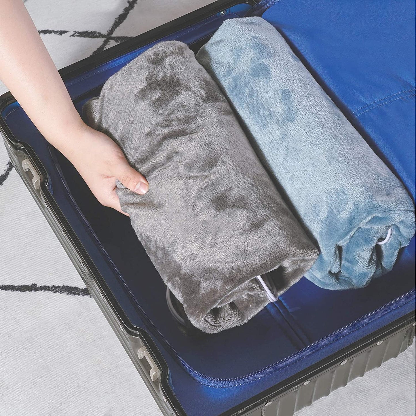 Electric Large Heating Pad, Moist and Dry Heating Pad for Pain Relief with 2 Hours Auto Shut Off, 4 Heat Settings, SoftTouch Flannel 12"x24" (Gray)
