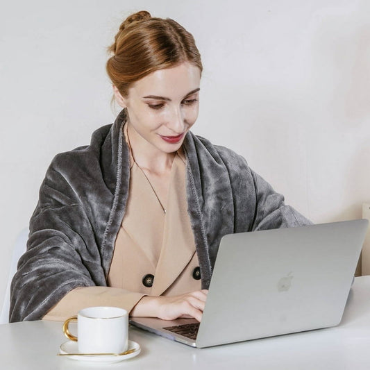 Mayincolor 50" x 60" Electric Blankets Heated Throw Soft Flannel Heating Blanket with 4 Hours Auto Off, ETL Certified, Grey