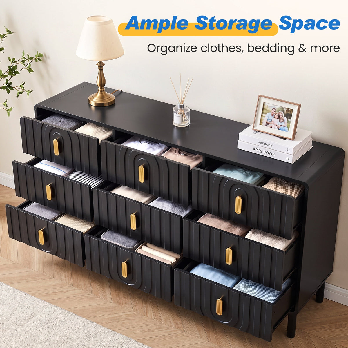 Heynemo Fluted Chest of 9 Drawers, Black Modern 9 Drawer Dresser with Gold Metal Handles, Wide Storage Dresser Cabinet for Bedroom Living Room
